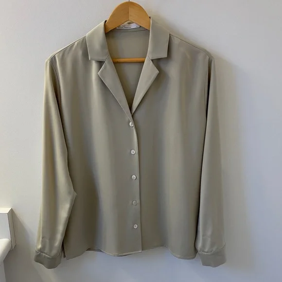 OAK + FORT Relaxed Fit Blouse, EUC. - Picture 3 of 11